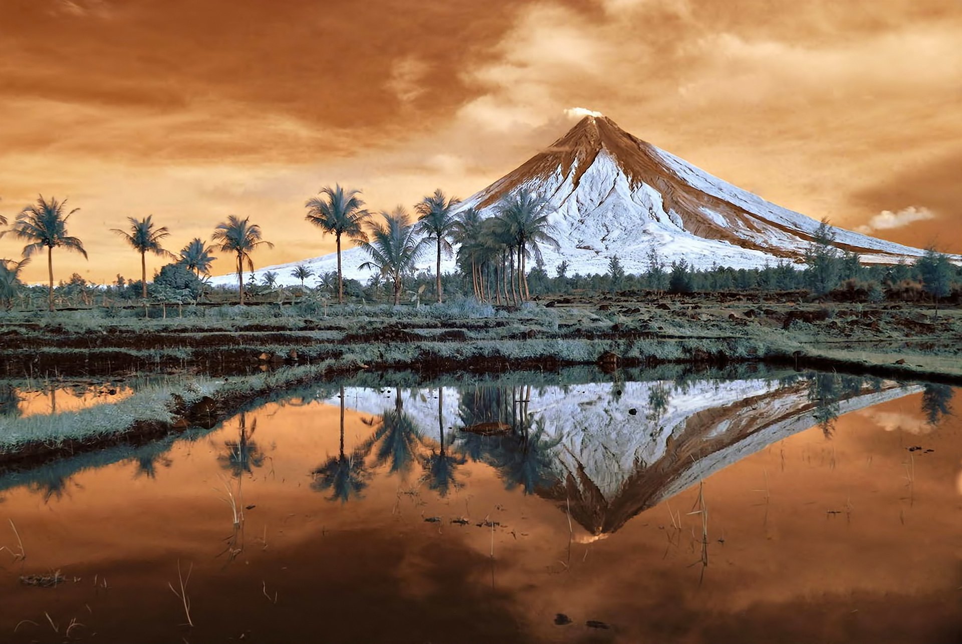 majestic mayon volcano lush nature philippines' beauty breathtaking hd wallpaper hd desktop