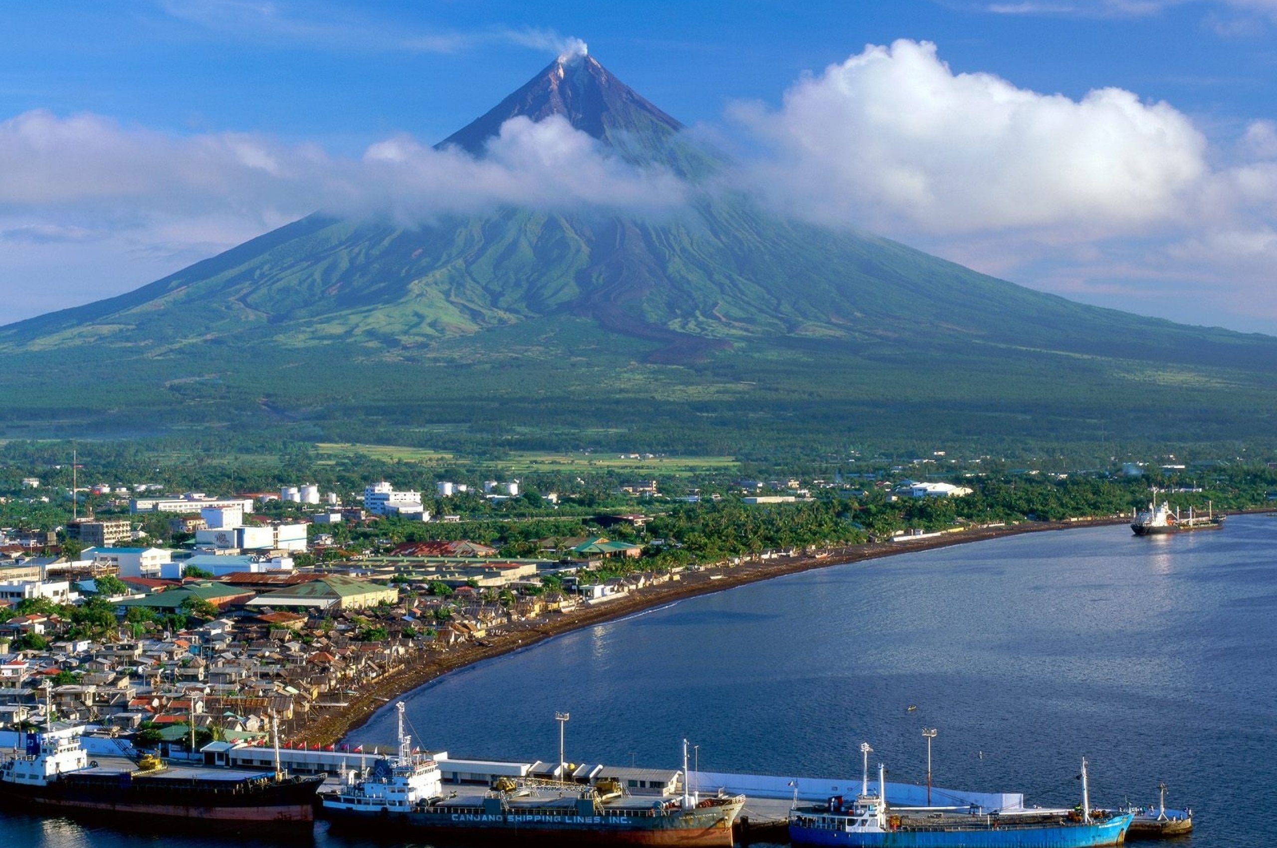 mayon volcano 3d wallpapers hd images desktop wallpaper hd desktop