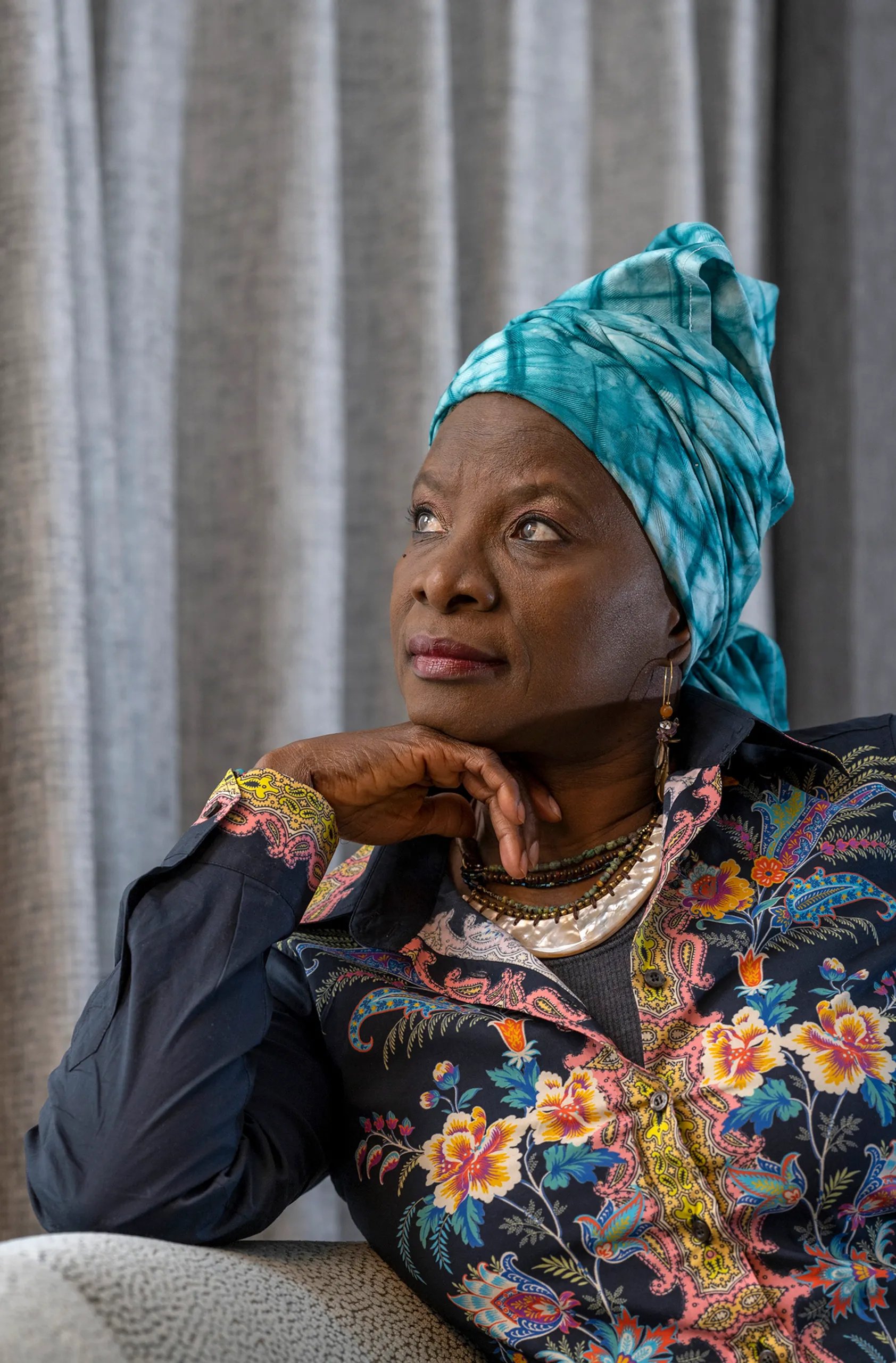 angelique kidjo (music) musical resilience unpredictable artistry critics' acclaim hd phone