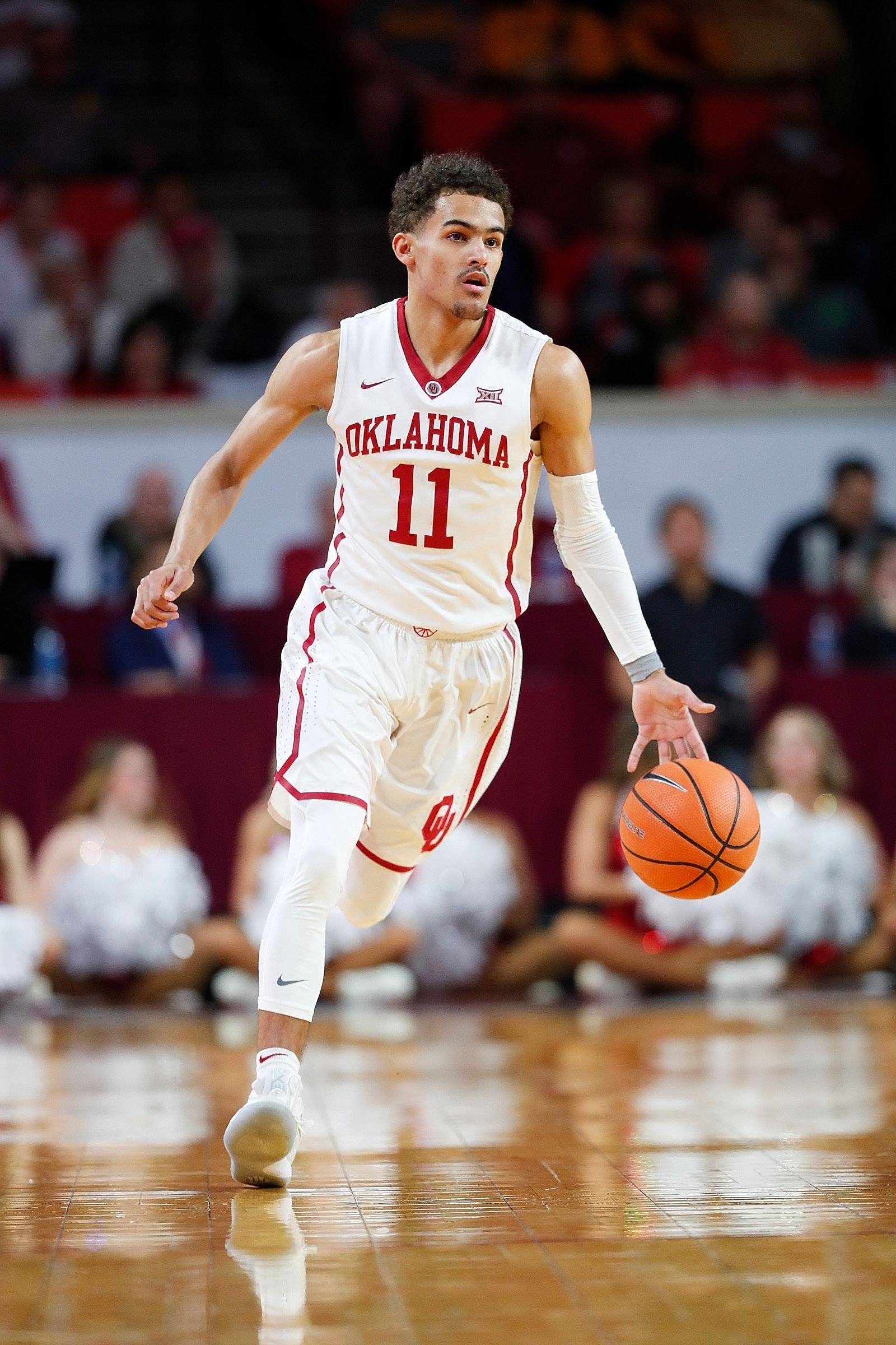 oklahoma sooners trae young wallpaper hd phone