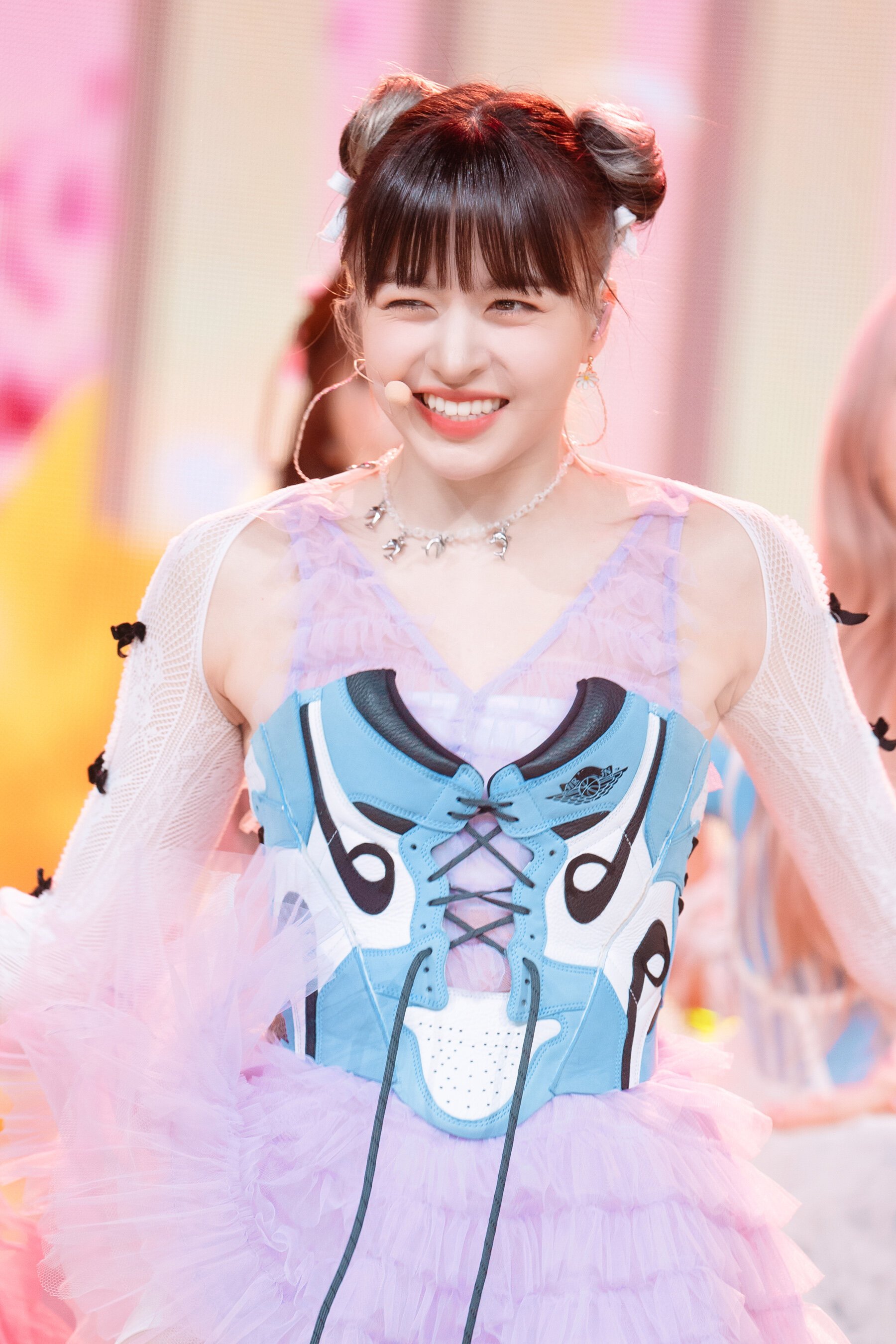 lily nmixx profile age facts 2022 updated kpopping hd phone