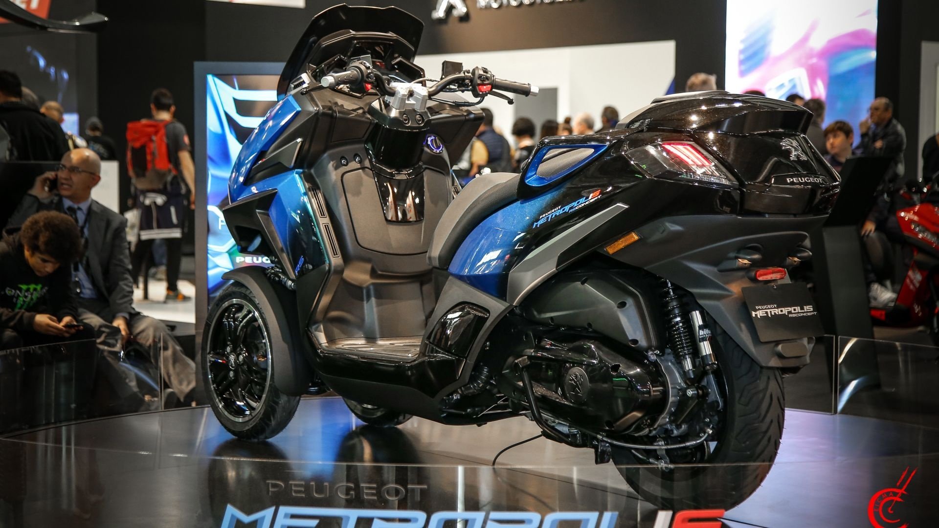 peugeot metropolis rs concept scooter three-wheeled marvel video and price full hd desktop