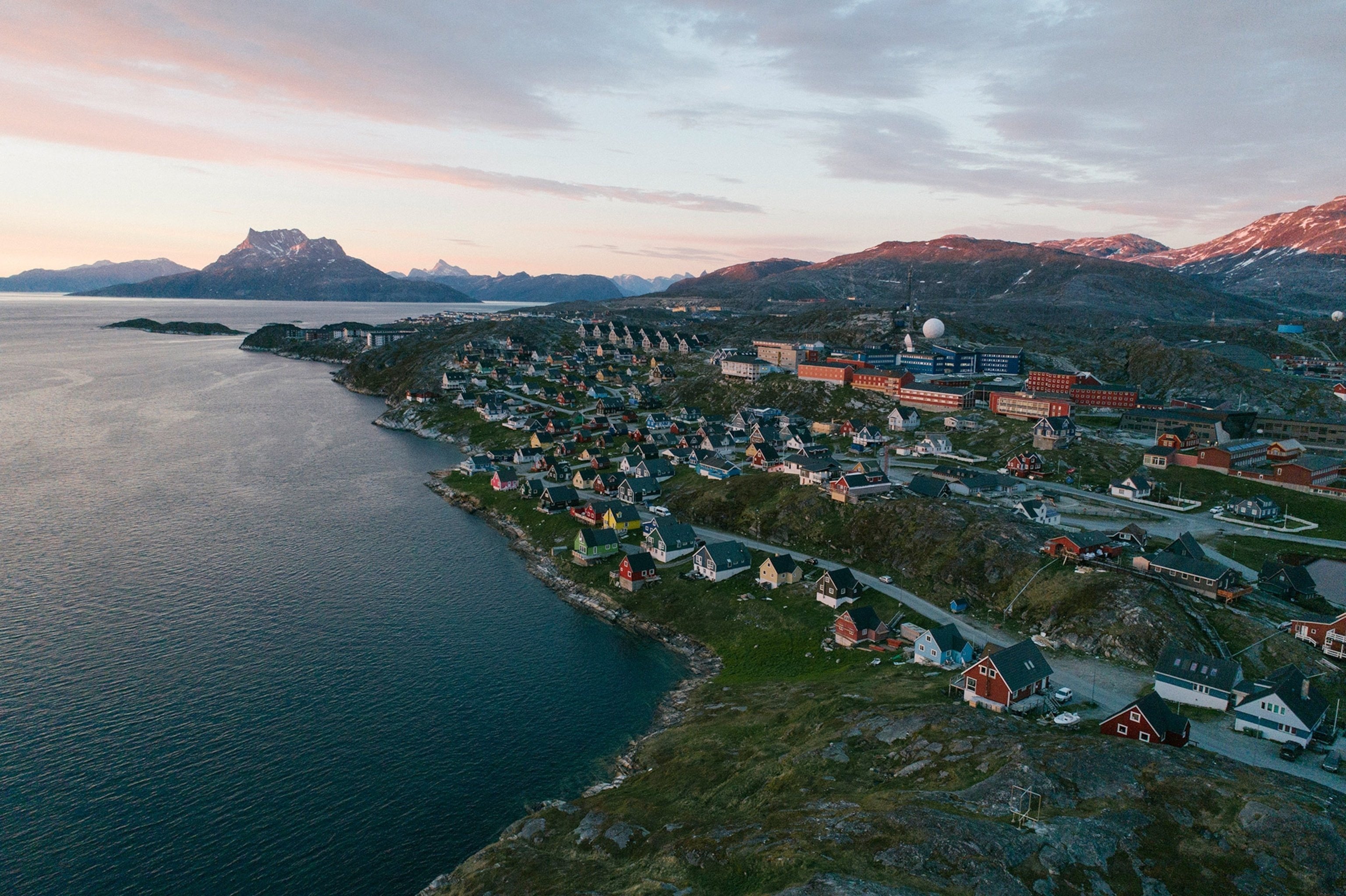 nuuk (greenland) travel guide hd desktop
