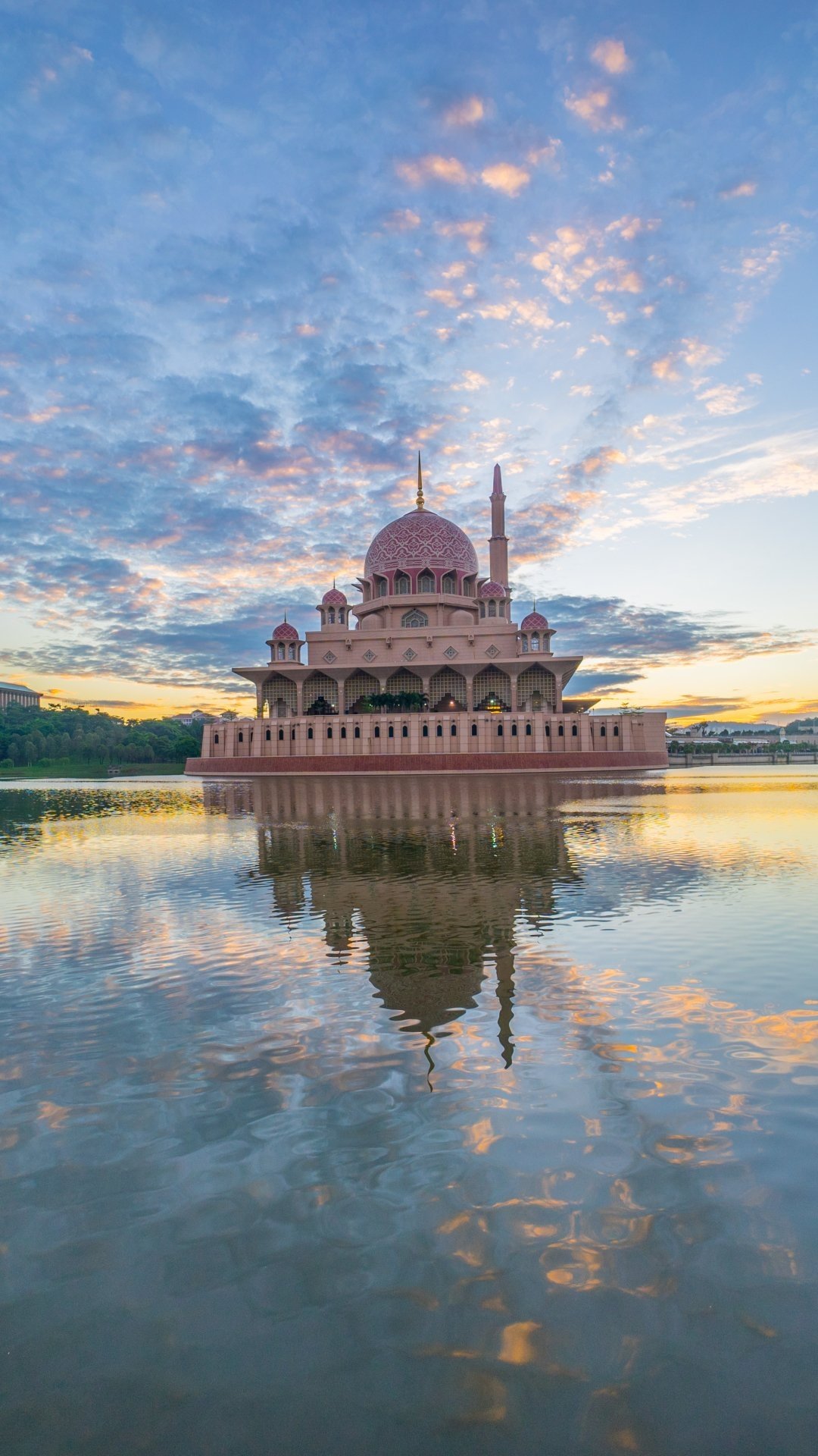 putrajaya religious hub symbolic putra mosque tranquil atmosphere full hd phone