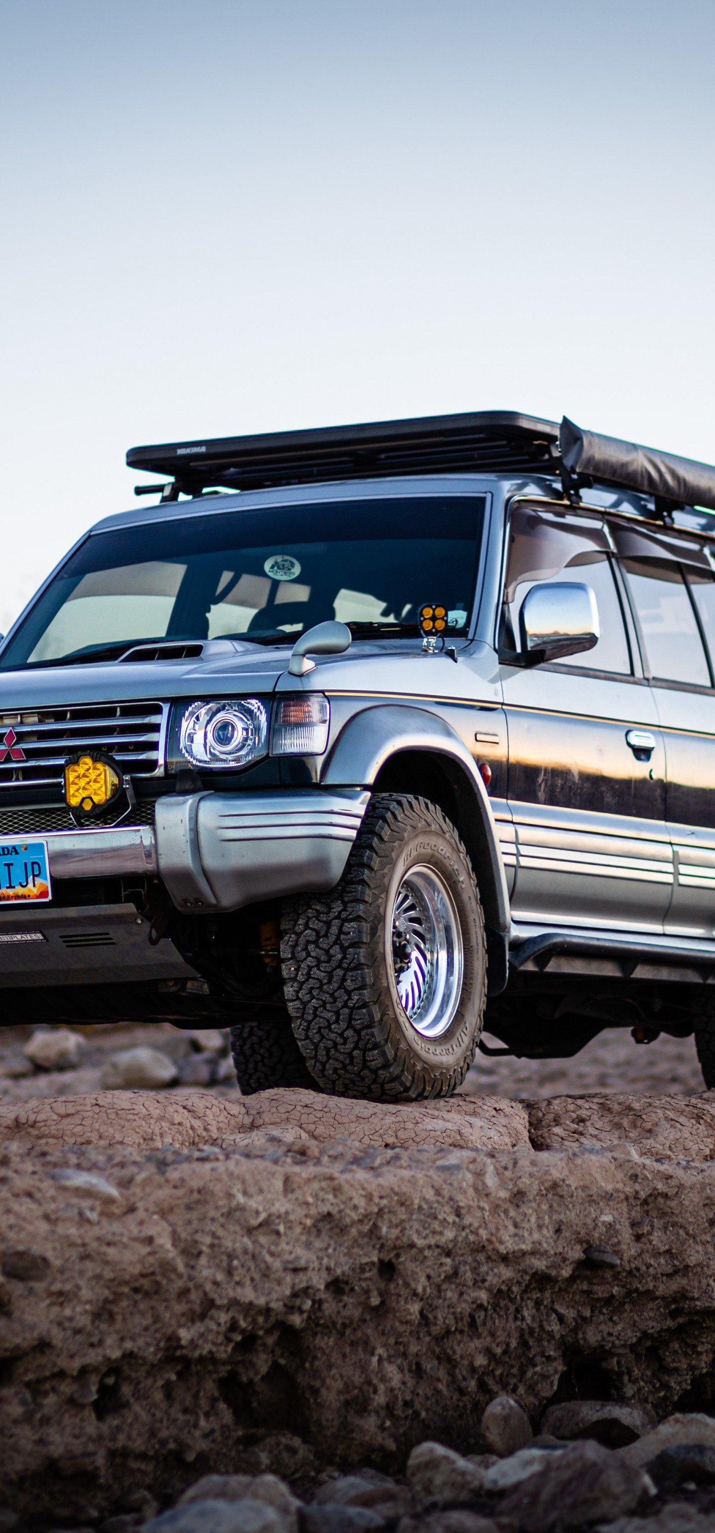 mitsubishi pajero front view bold and rugged striking wallpapers hd phone