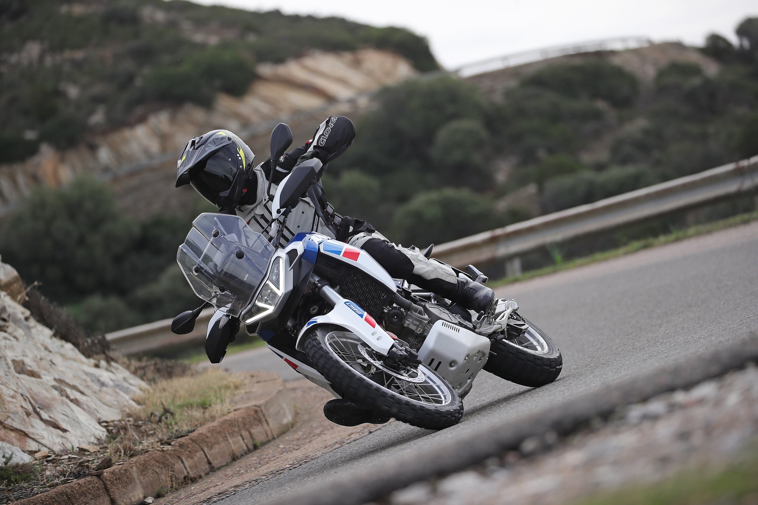 aprilia tuareg 660 wide magazine auto hd desktop