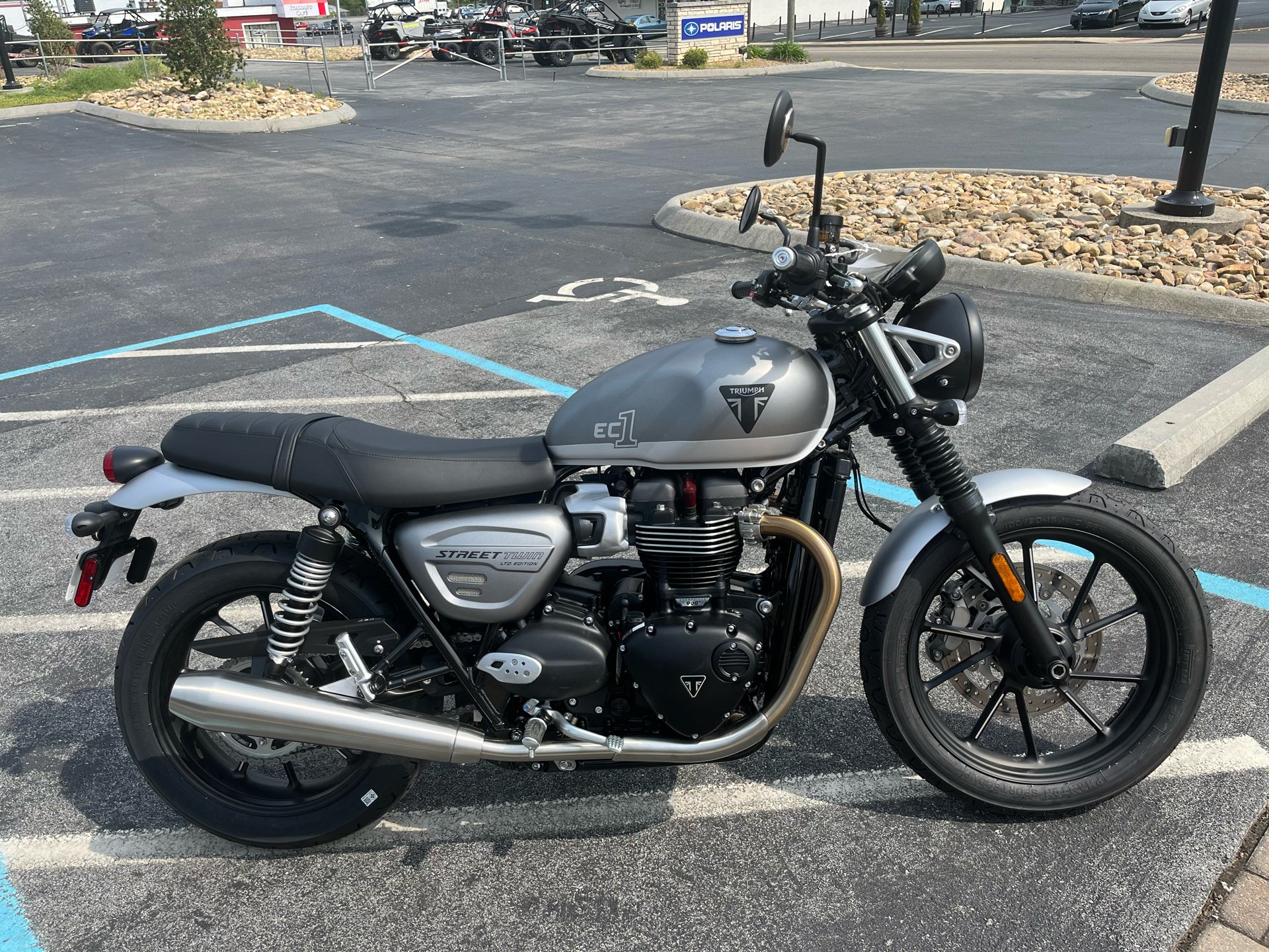 triumph street twin auto special edition bristol va triay8065 hd desktop