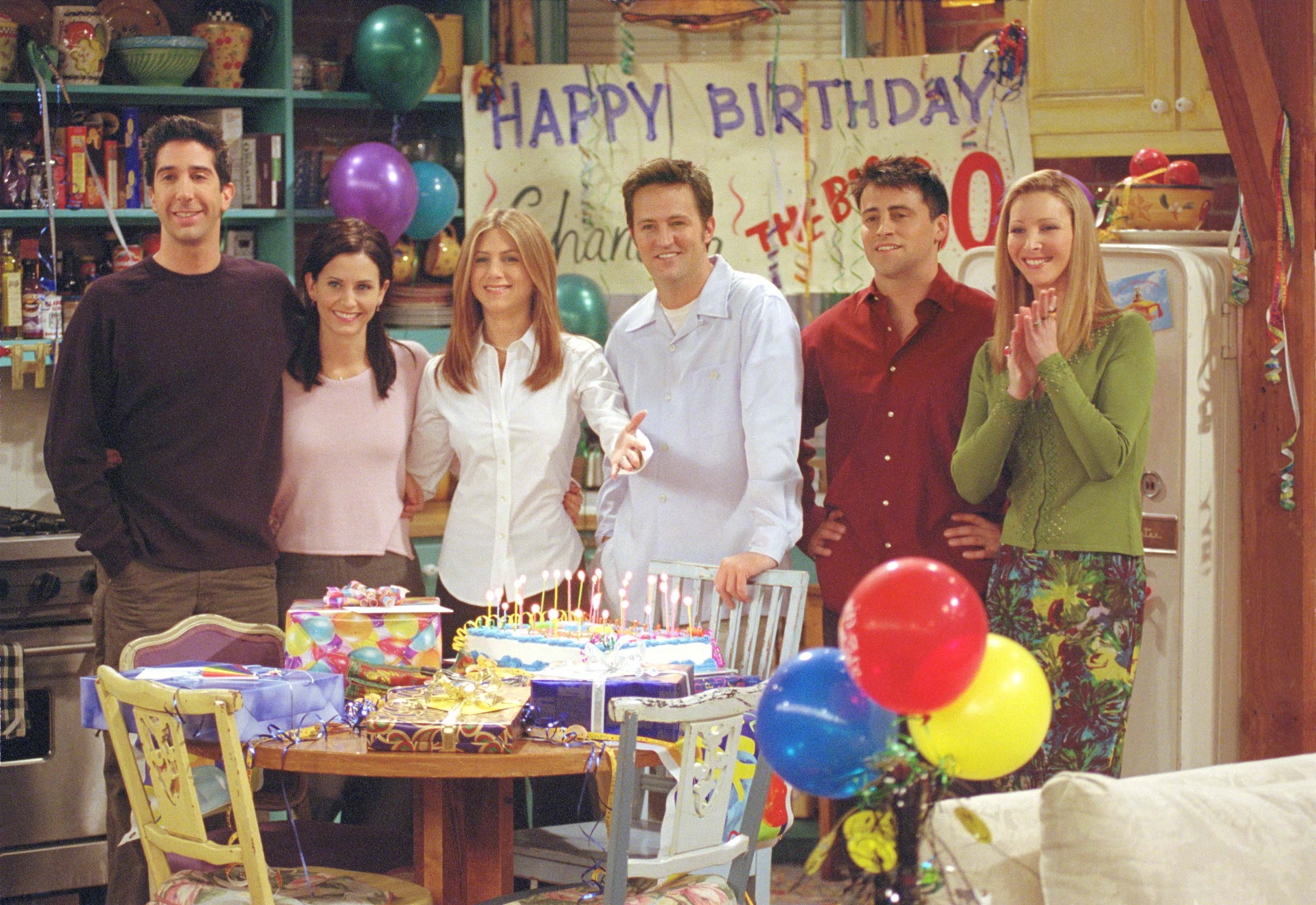 friends scene monica's double screen appearance fan spot hd desktop