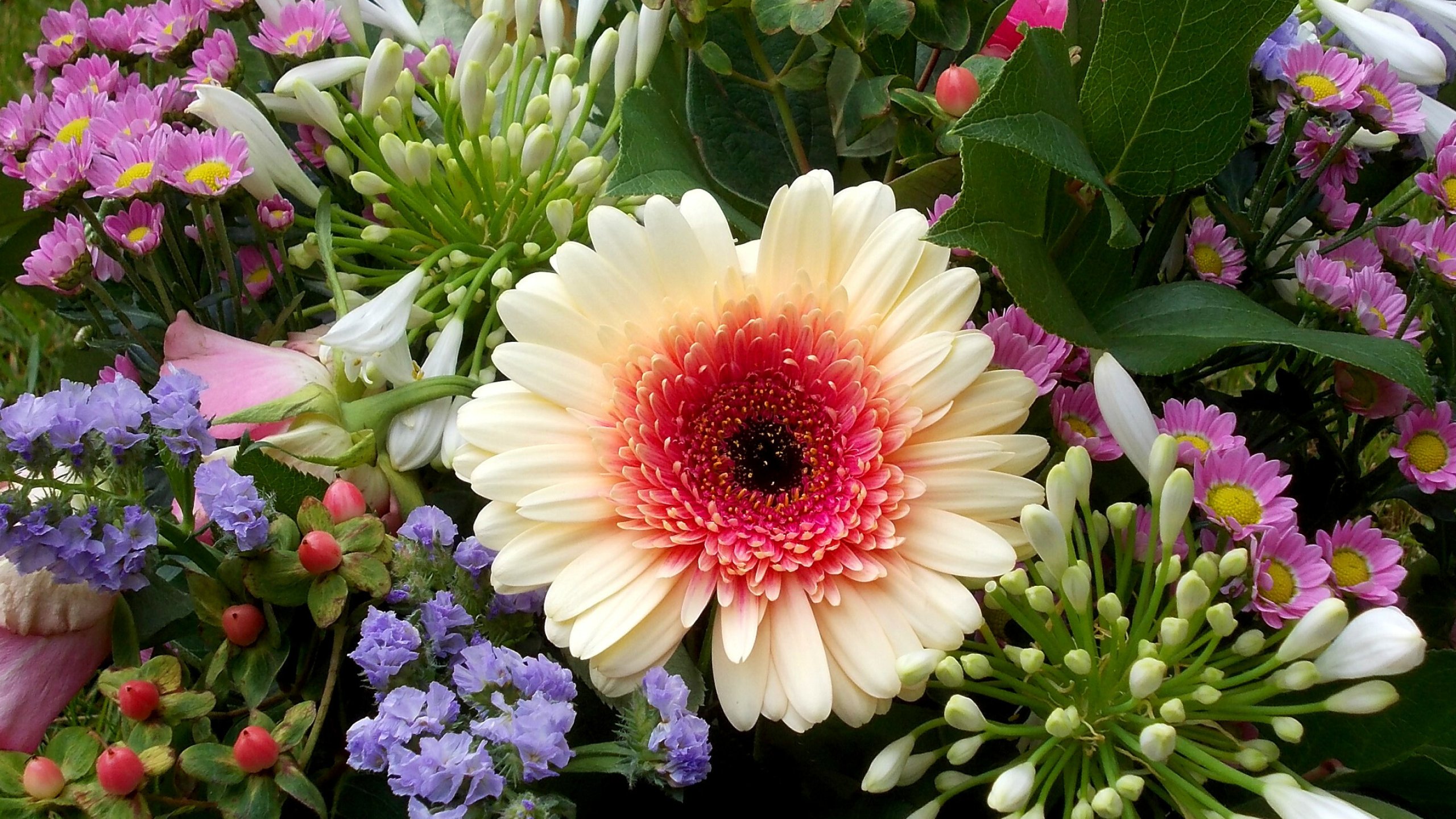 flower bouquet spring flower bouquet barbara's hd wallpapers blossoming flowers hd desktop